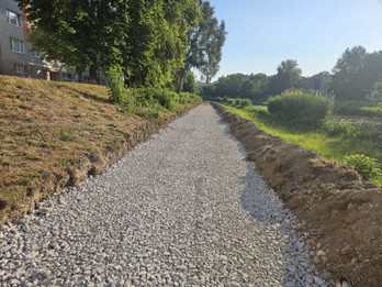 Chorvátske rameno, Spoločný chodník pre peších a cyklistov