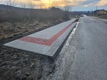 Vybudovanie a rekonštrukcia spevnených plôch